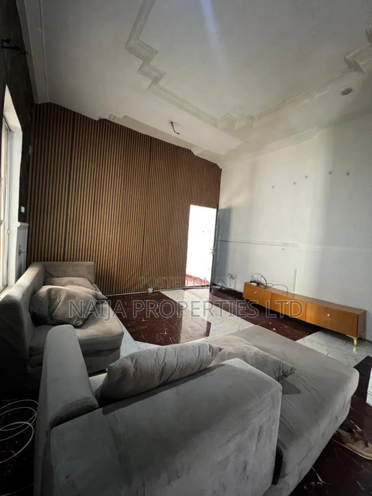 Mini Flat in Chevyview Estate, Chevron for rent in Chevron