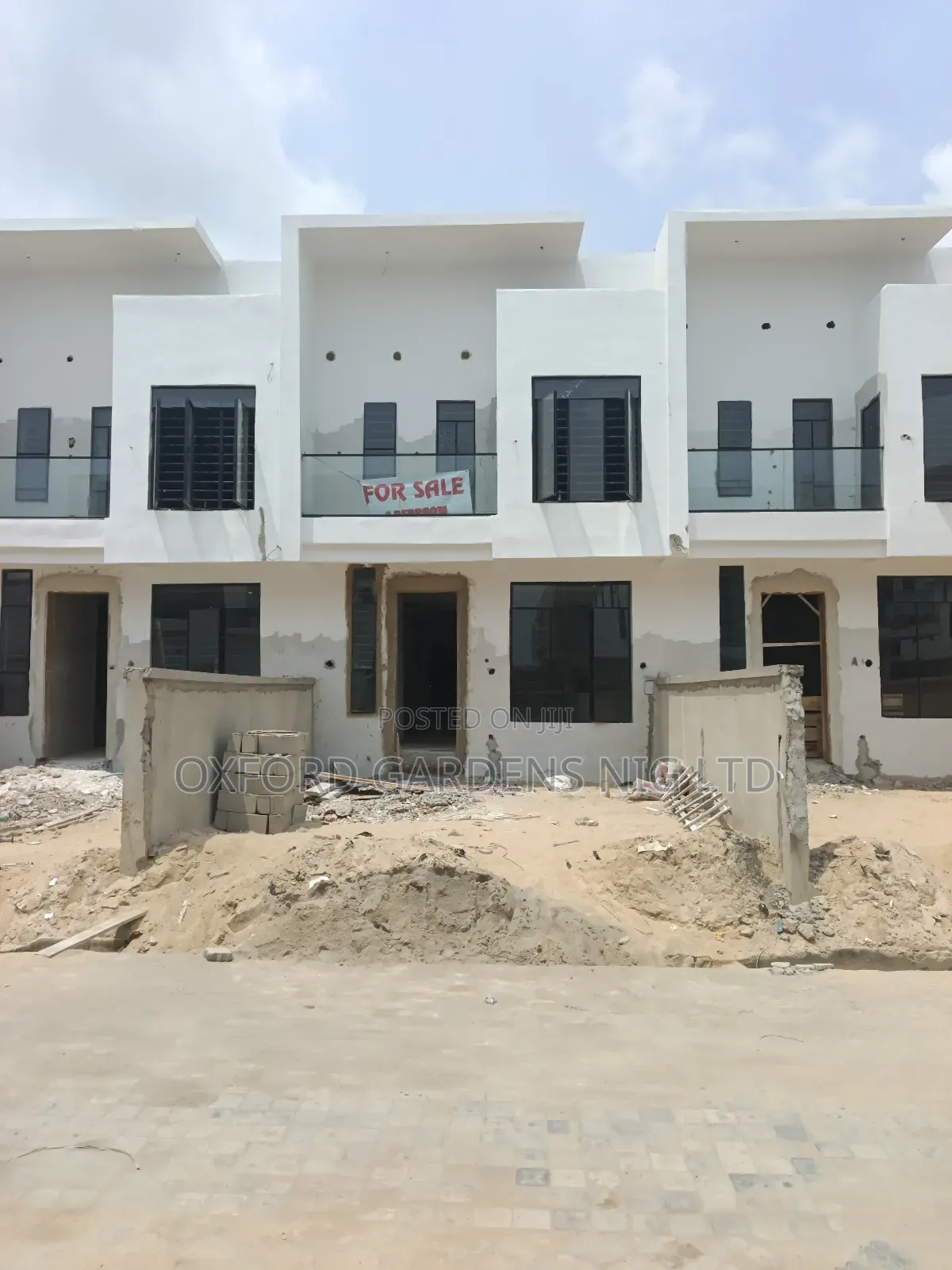 4bdrm Duplex in Ikota Gra Estate for sale in Ikota