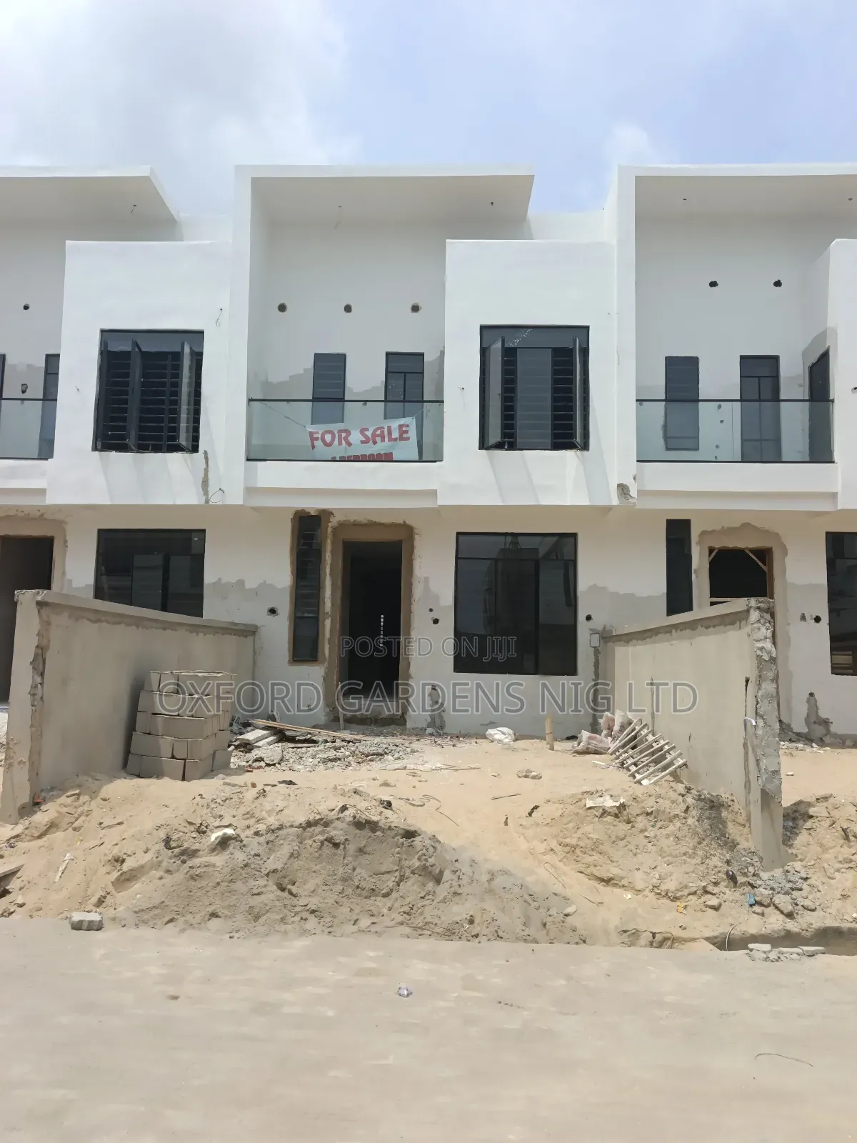 4bdrm Duplex in Ikota Gra Estate for sale in Ikota