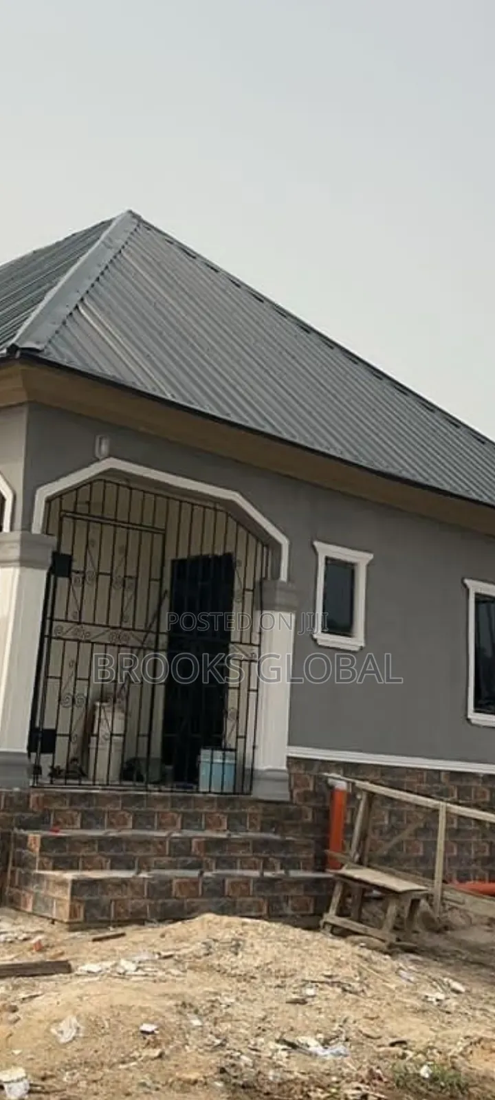 2bdrm Bungalow in Warri for sale in Warri