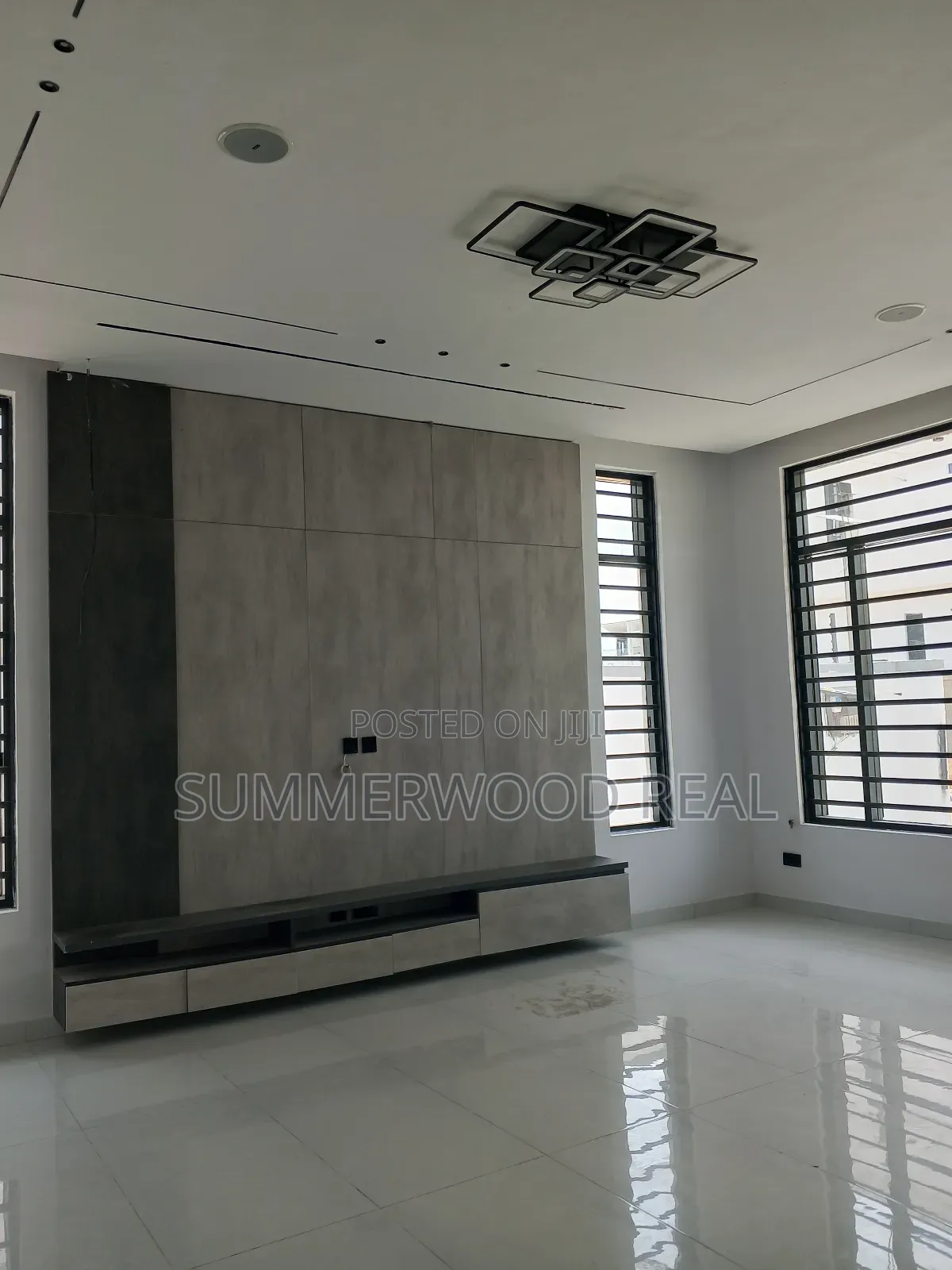 4bdrm Duplex in Lekki Phase 2 for sale in Lekki Phase 2