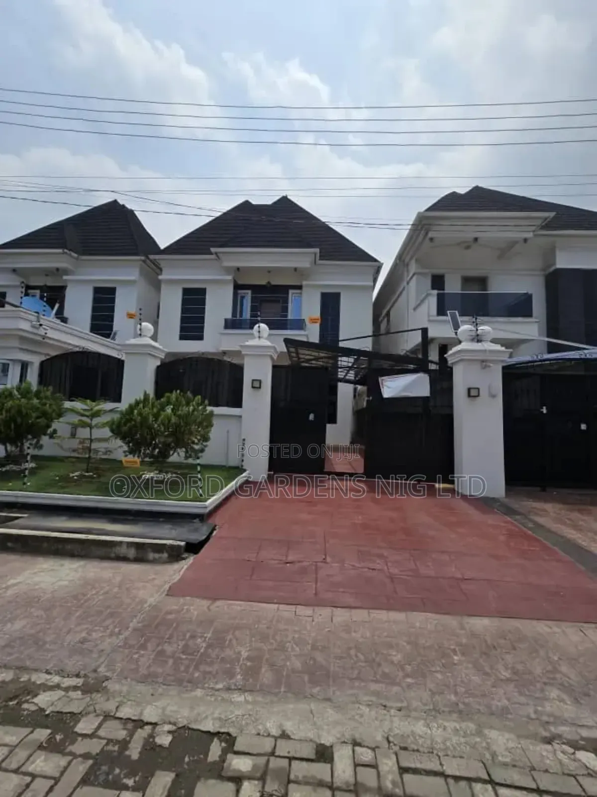4bdrm Duplex in Bera Estate, Chevron for sale in Chevron