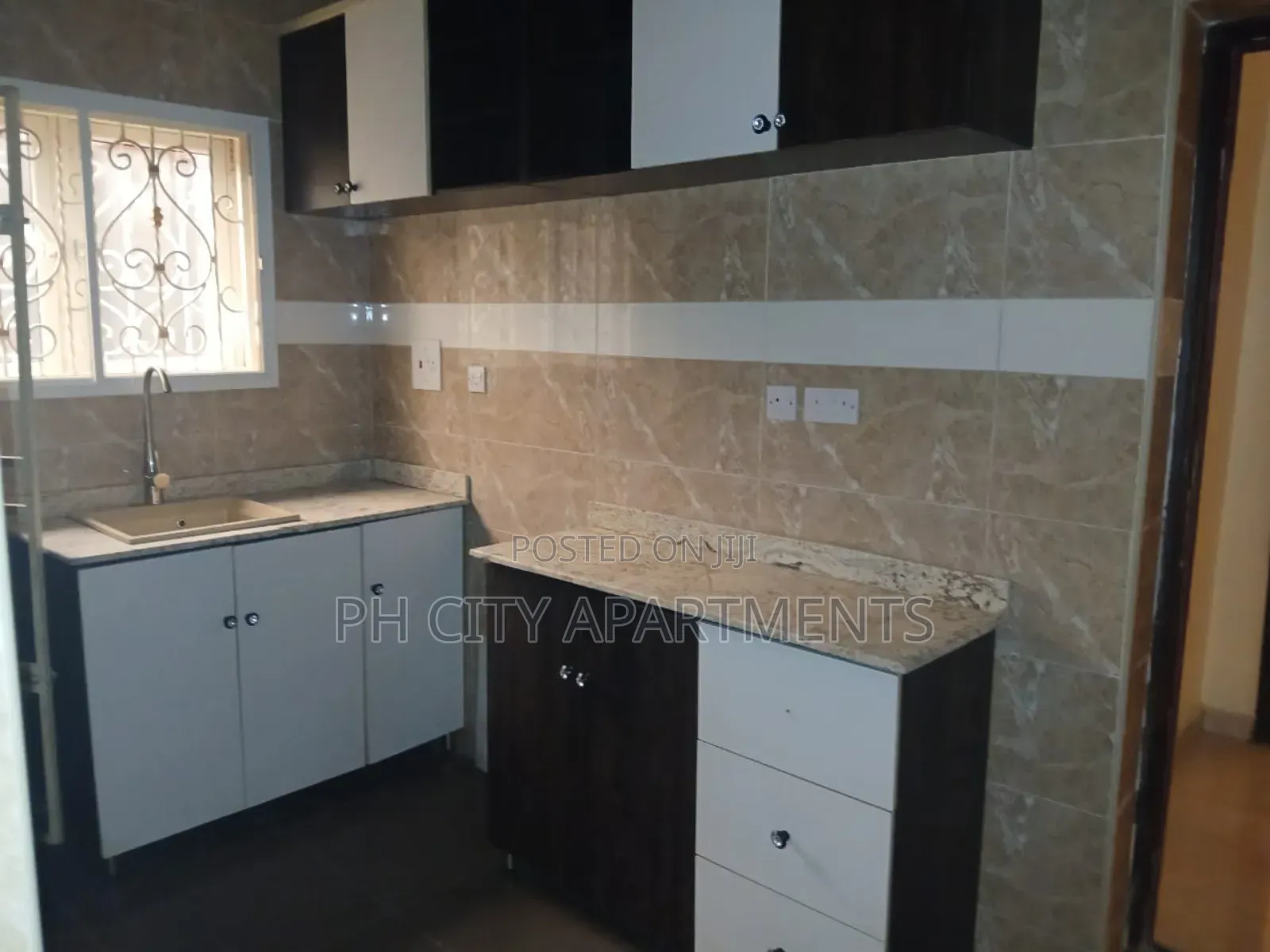 2bdrm Block of Flats in GRA Phase 3 / Port-Harcourt for rent in GRA Phase 3 / Port-Harcourt