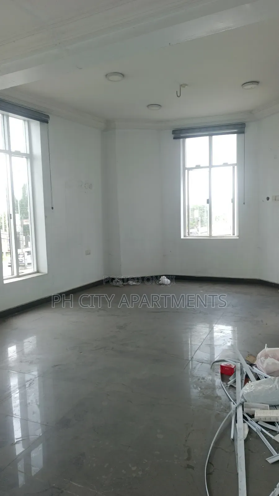 Showroom/Shop in GRA Phase 2 / Port-Harcourt