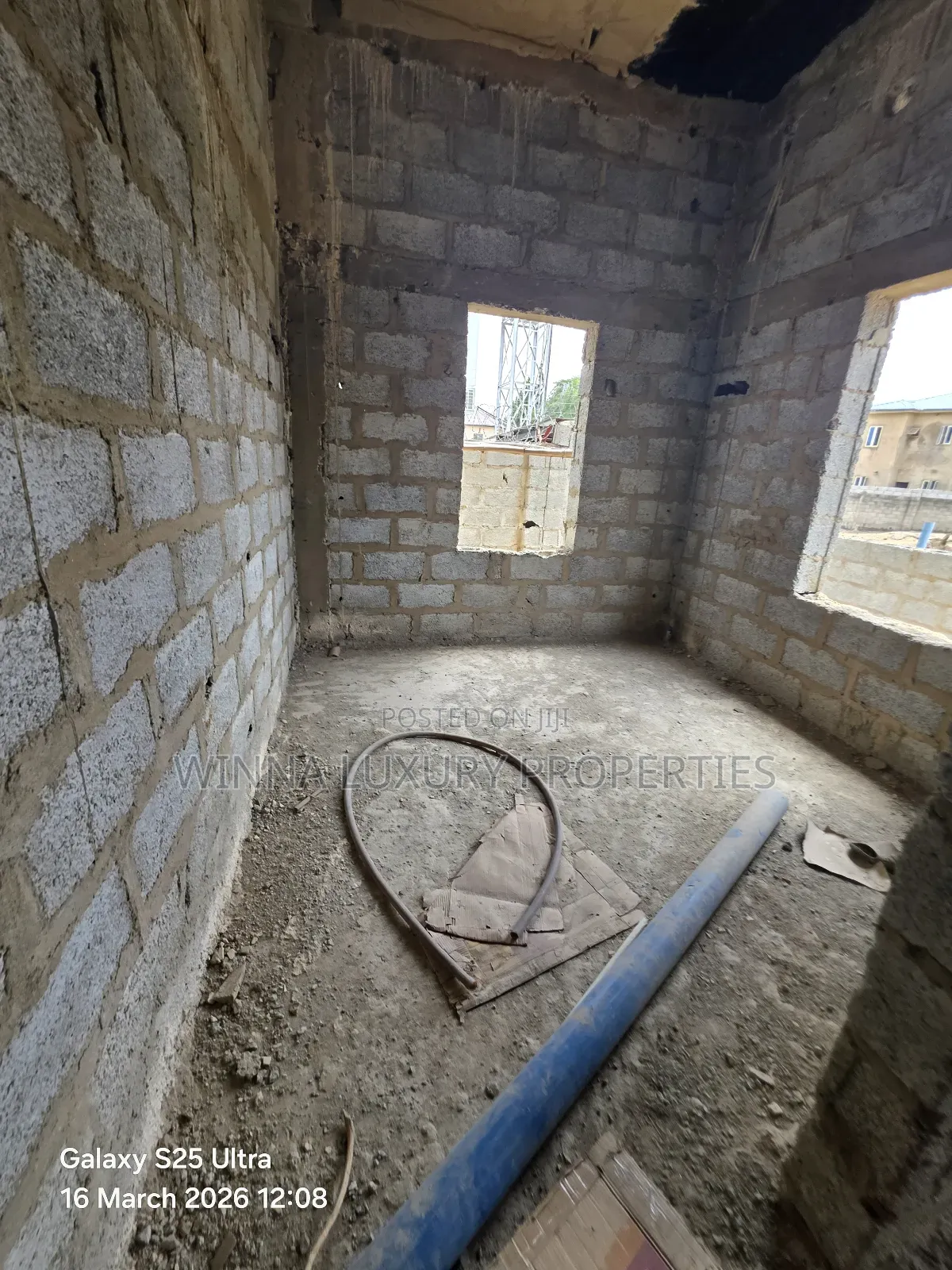 6bdrm Duplex in Aiben, Lugbe District for sale in Lugbe District
