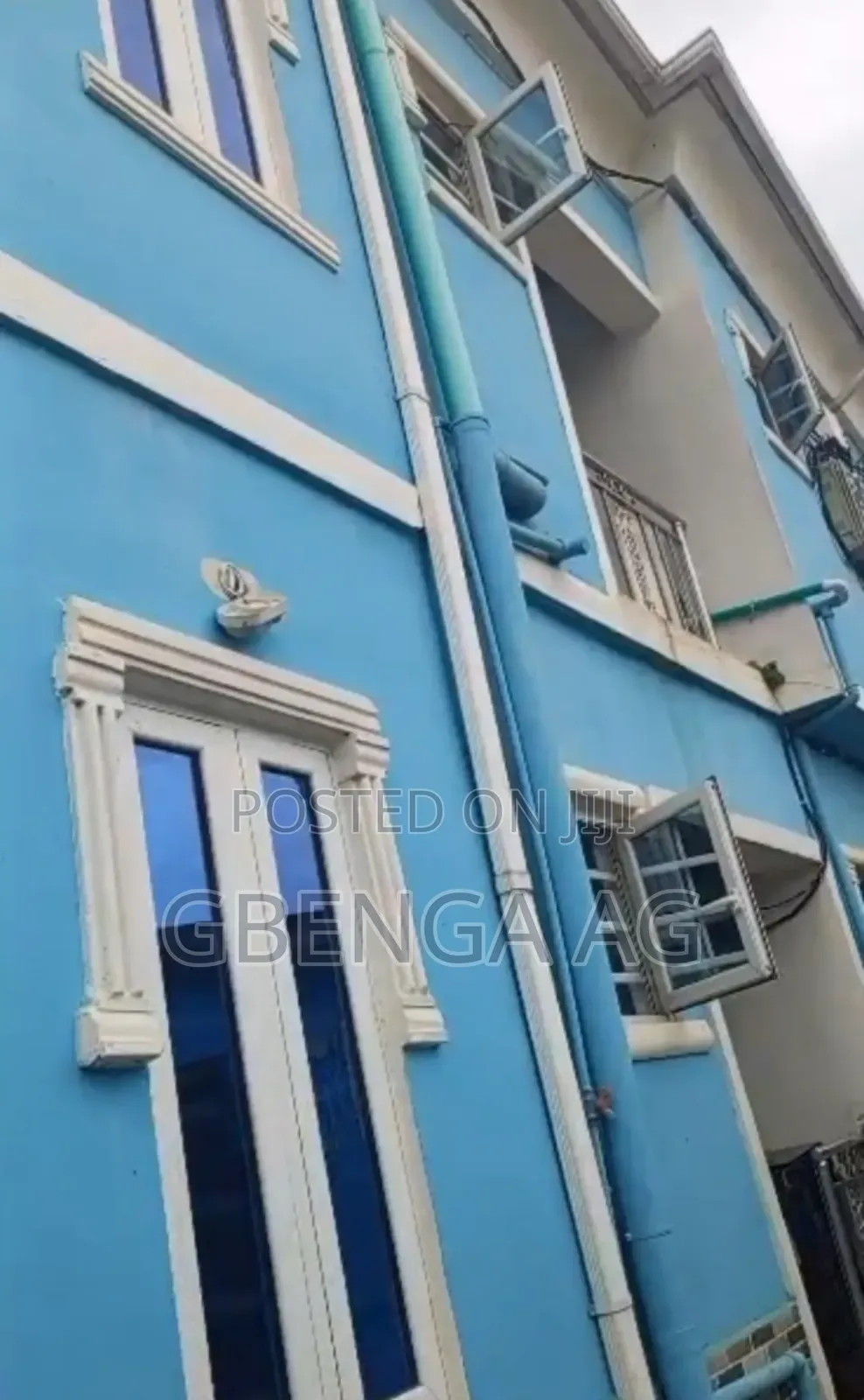 2bdrm Block of Flats in Ikola Command Lagos, Akowonjo for sale in Akowonjo