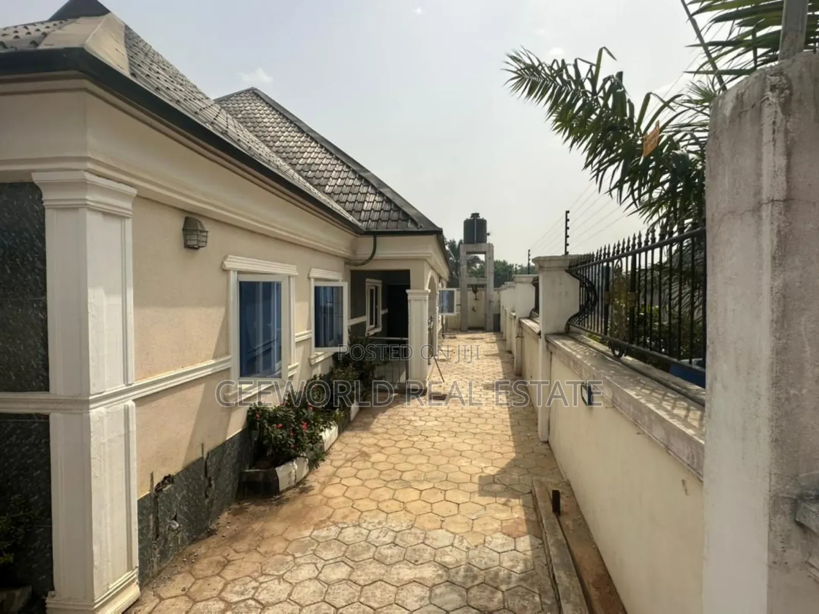 4bdrm Bungalow in Arapaja Estate, Odo Ona for rent in Odo Ona