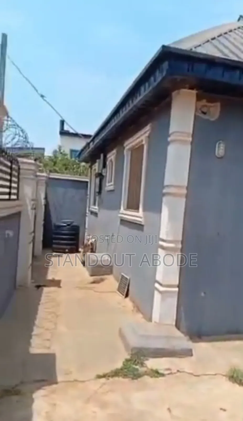 2bdrm Block of Flats in Oreyo Igbogbo for sale in Igbogbo