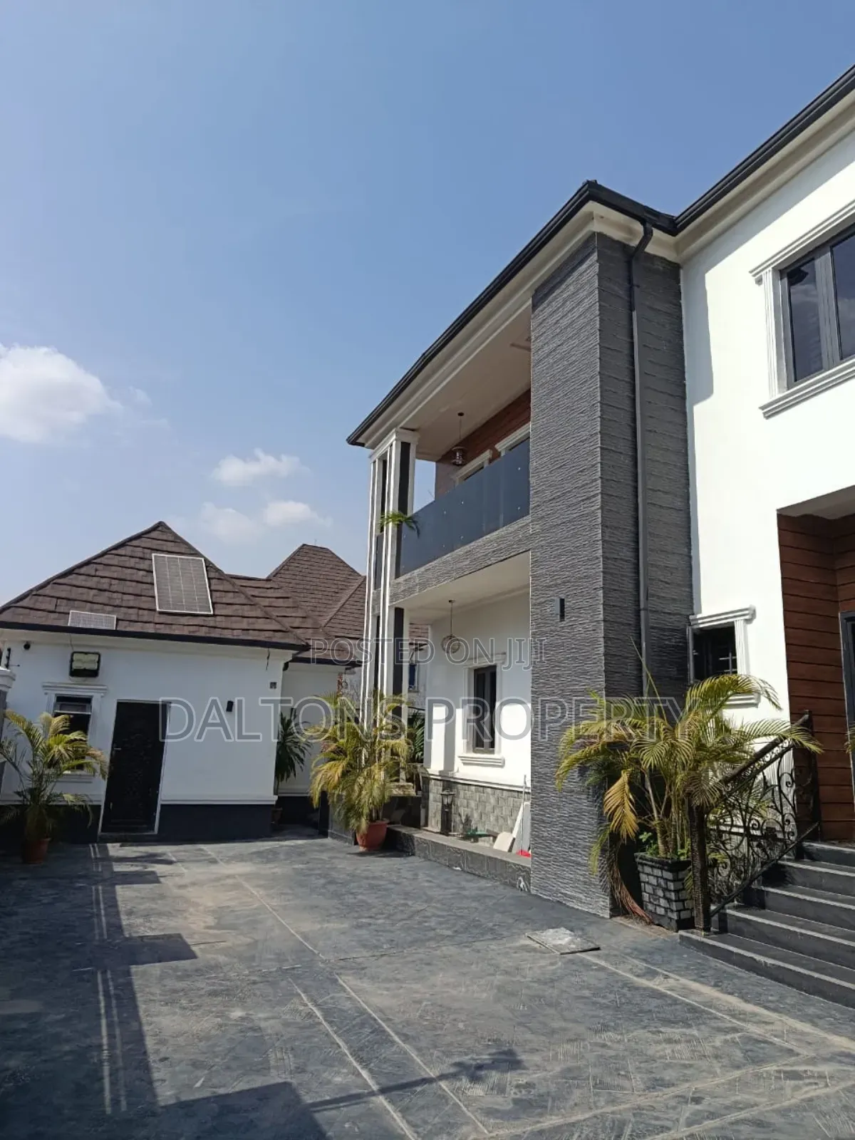 4bdrm Duplex in Sally Homes, Sabon Lugbe for sale in Sabon Lugbe