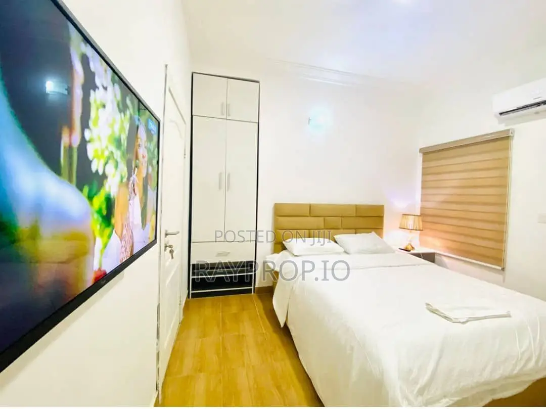 11f9f6xf - 3 Bedroom Shortlet in Maryland Ikeja in Agidingbi
