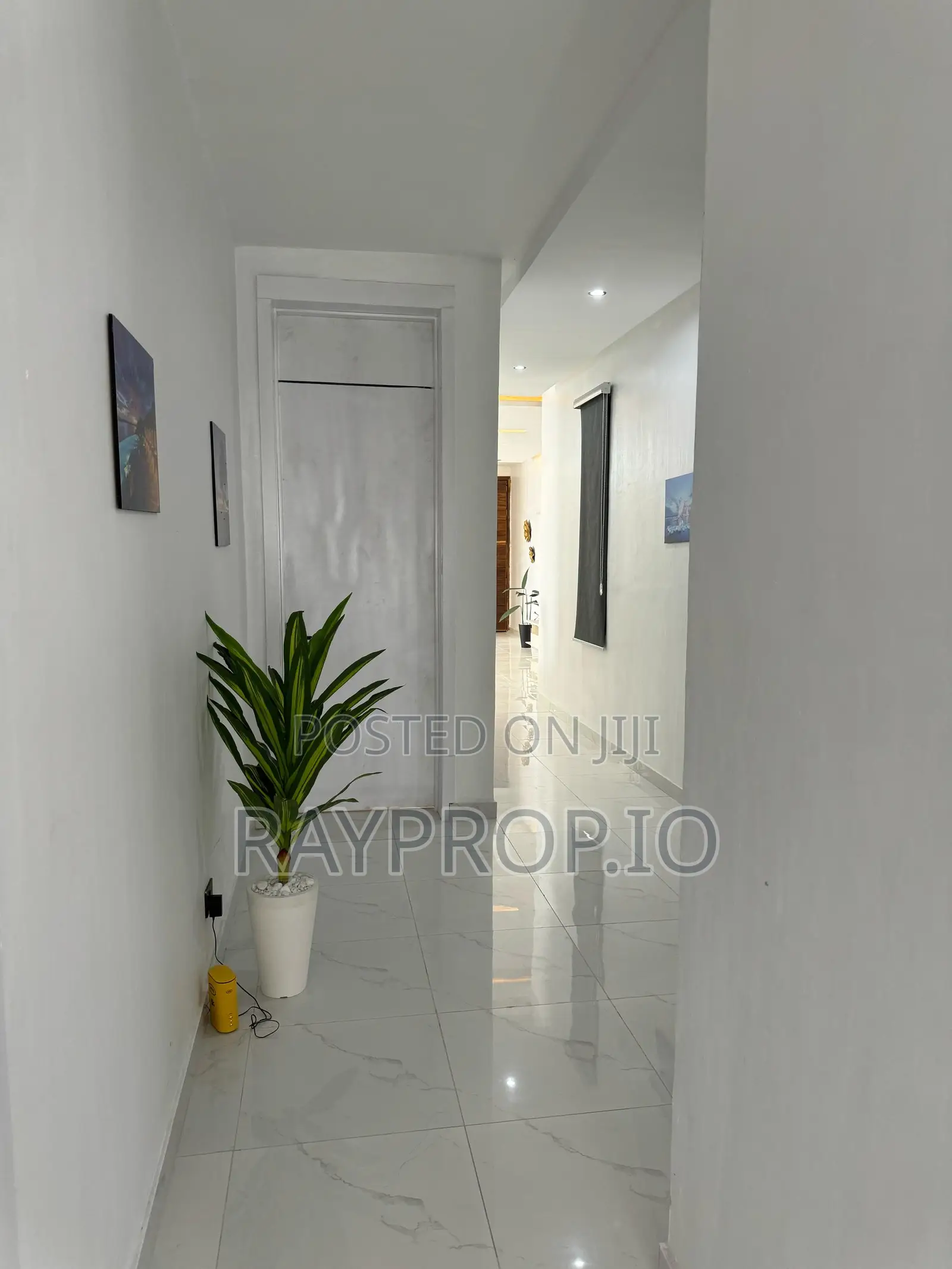165b6bnp - 3 Bedroom Shortlet in Lekki Phase 1 in Lekki Phase 1