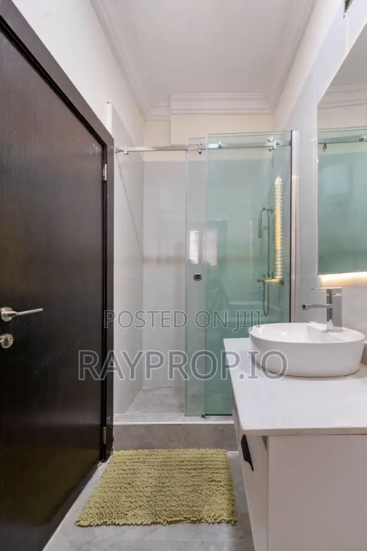 1203dfax - 3 Bedroom Shortlet in Ikate Lekki in Ikate