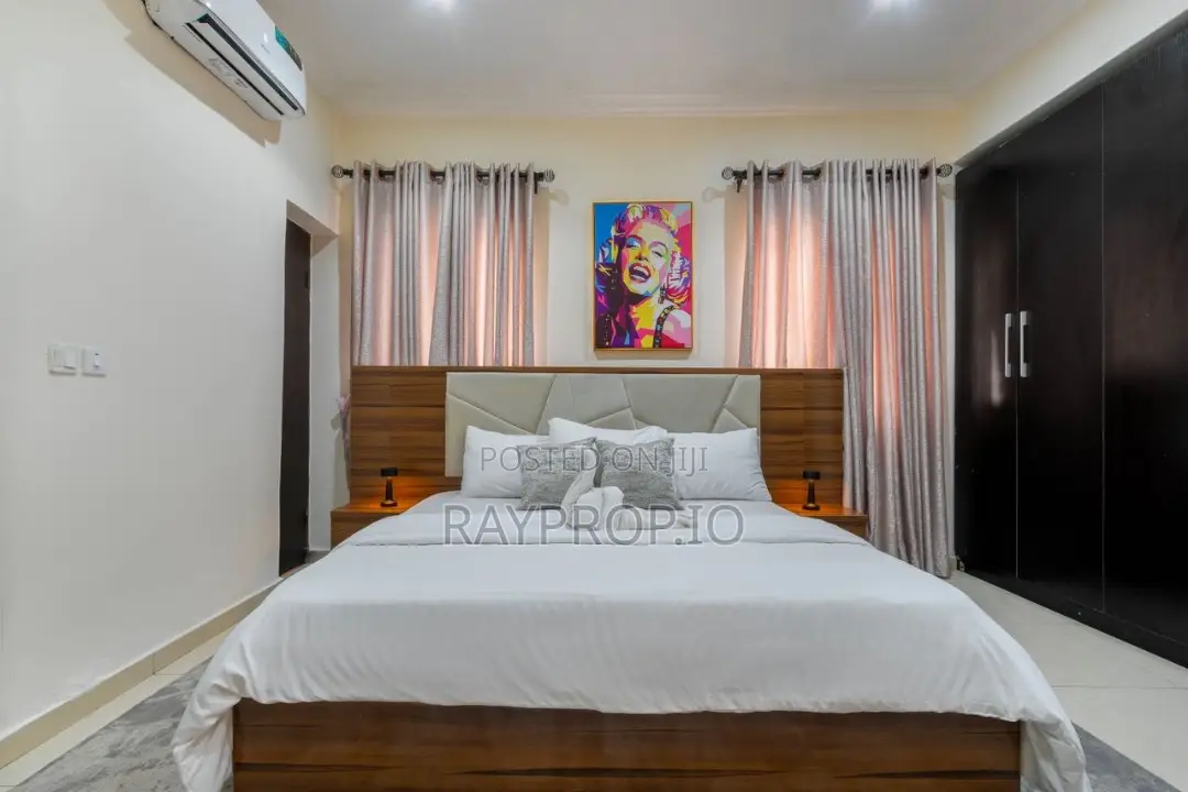 1203dfax - 3 Bedroom Shortlet in Ikate Lekki in Ikate