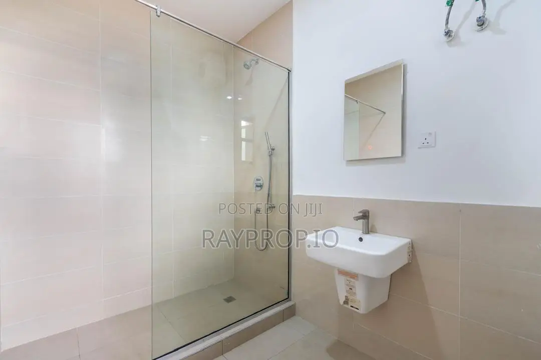 1203dfay - 2 Bbedrom Shortlet in Lekki Phase 1 in Lekki Phase 1