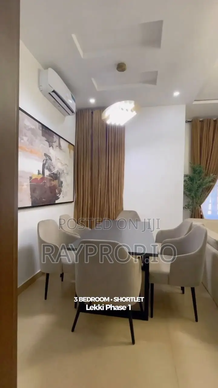 19483etk - 3 Bedroom Shortlet in Lekki Phase 1 in Lekki Phase 1