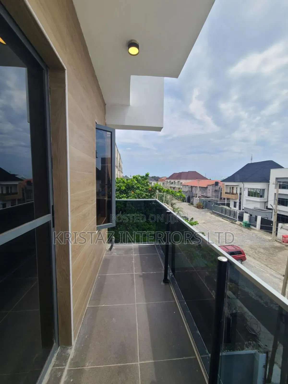 2bdrm Apartment in Agungi for sale in Agungi