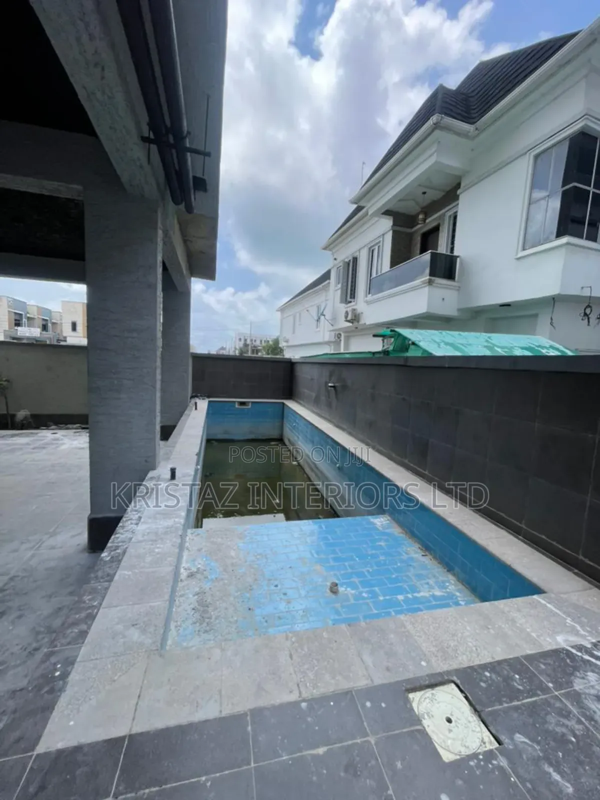 1bdrm Apartment in Orchid Road, Lekki Phase 2 for sale in Lekki Phase 2