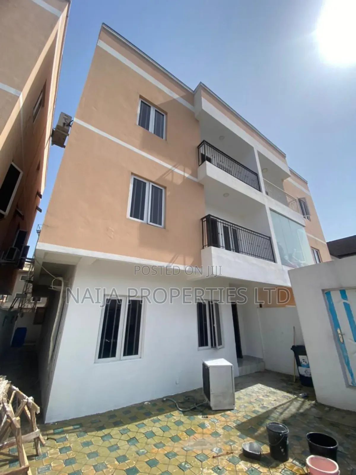 5bdrm Duplex in Osapa London for sale in Osapa london