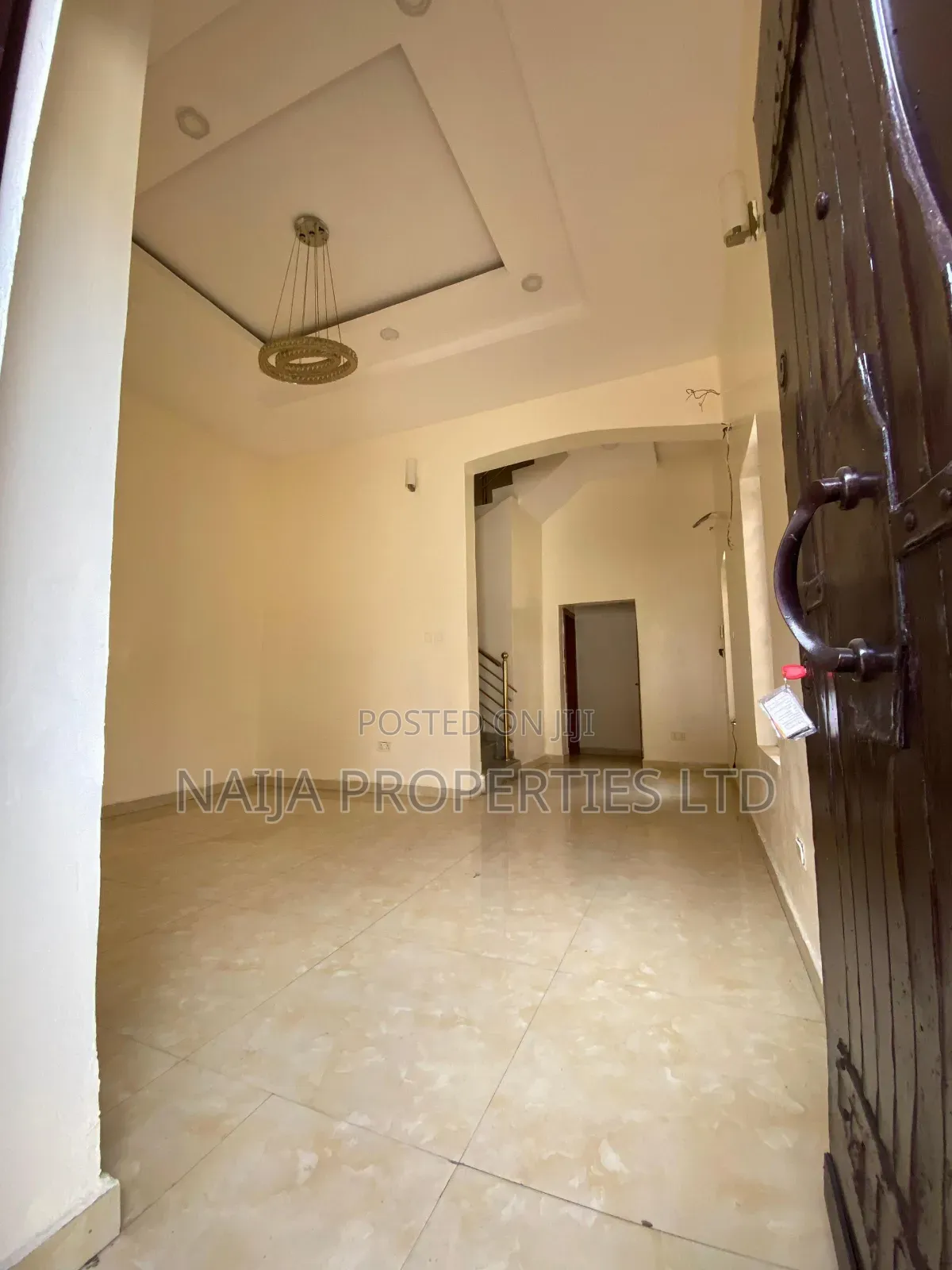 3bdrm Duplex in Chevron for rent in Chevron