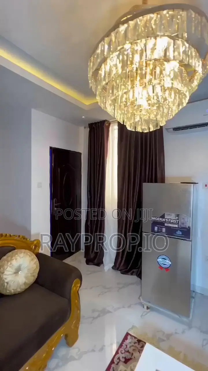 253197ko - 1 Bedroom Shortlet in Surulere in Alaka Estate