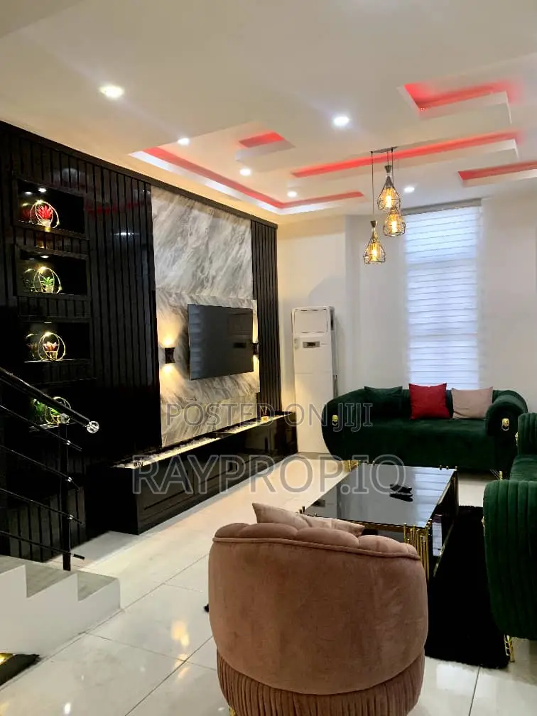 049181rz - 3 Bedroom Shortlet in Allen Ikeja in Allen Avenue