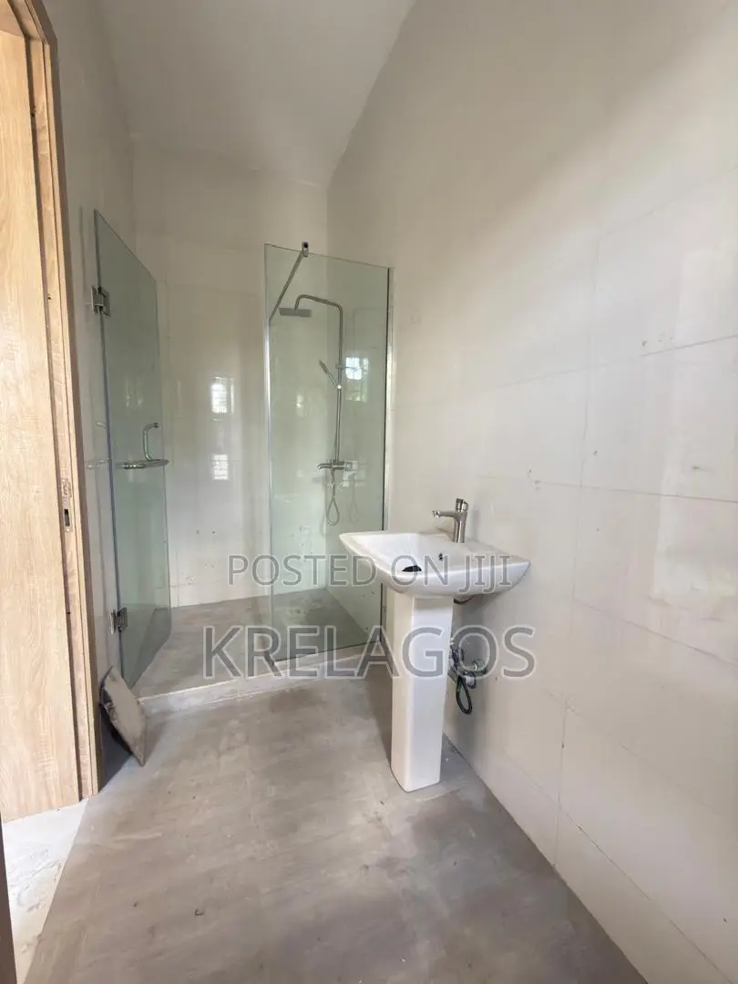 2bdrm Apartment in Abraham Adesanya Estate for sale in Abraham Adesanya Estate