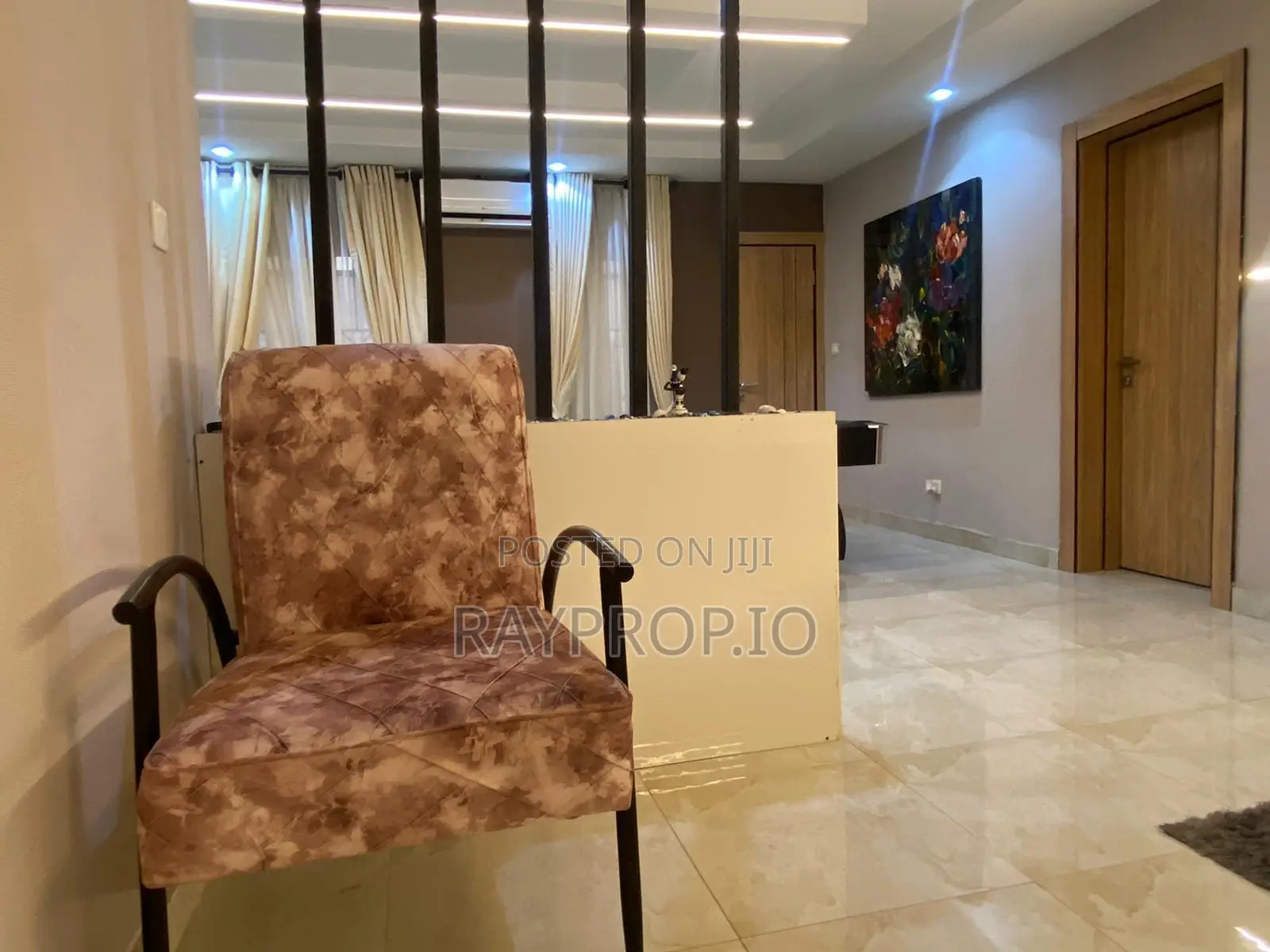 073820qj - 2 Bedroom Shortlet in Lekki Phase 1 in Lekki Phase 1