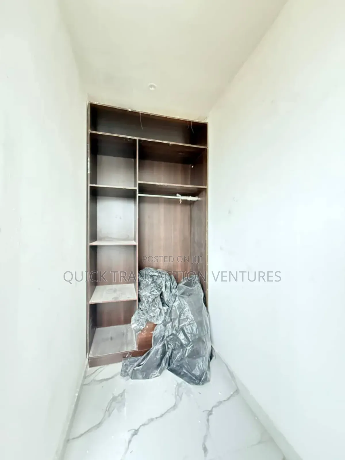 4bdrm Maisonette in Victoria Island Extension for sale in Victoria Island Extension
