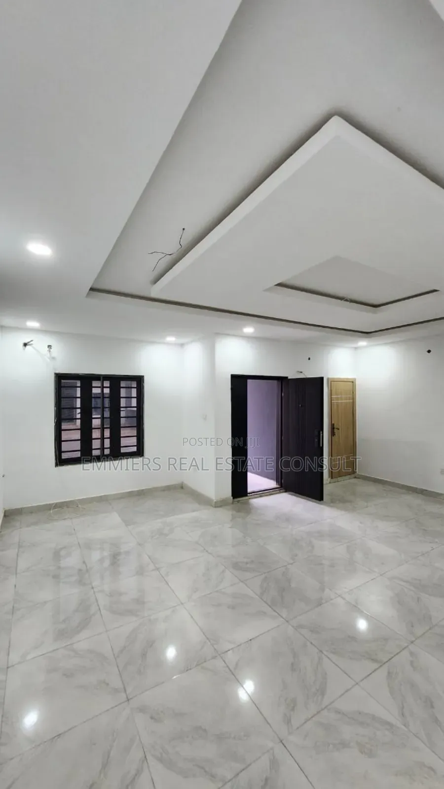 A Valid Cofo 3bedroom Terrace House in Queen Gardens Anex Ii Estate in GRA Phase 1