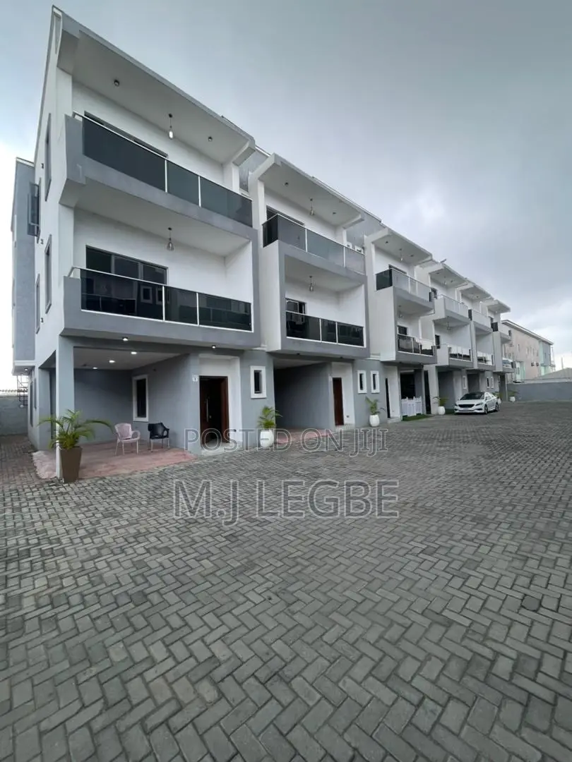 4bdrm Duplex in Ikate, Lekki for sale in Lekki