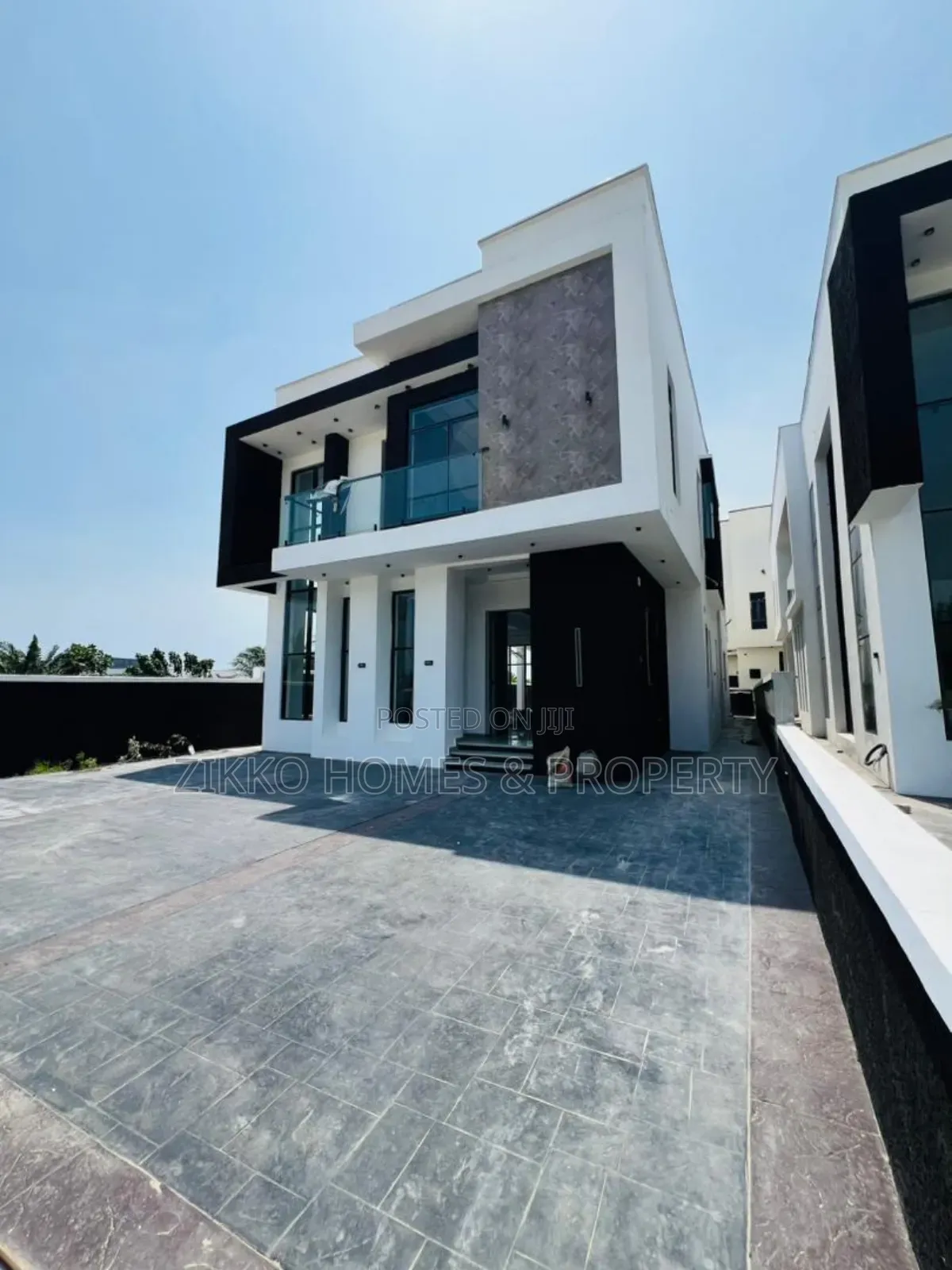 5bdrm Duplex in Ikota, Lekki for sale in Lekki