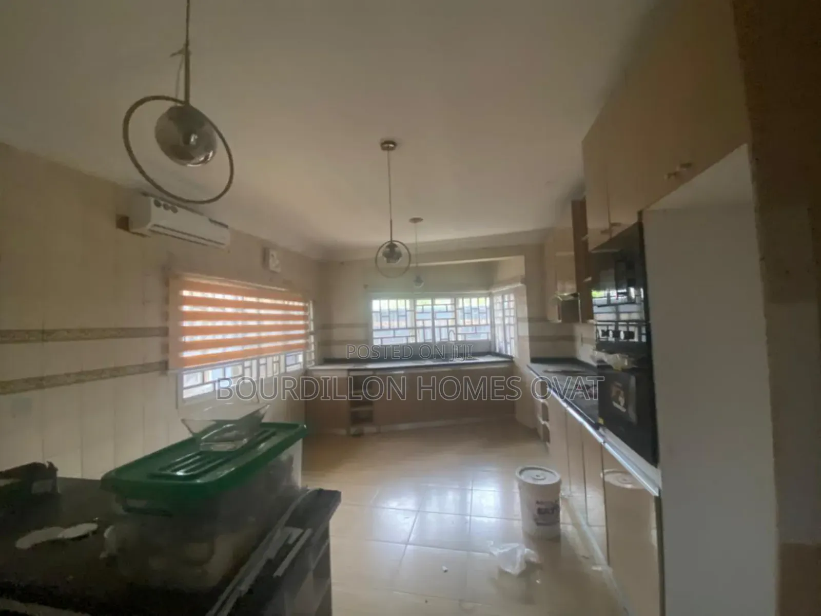 4bdrm Duplex in Lekki Phase 1 for rent in Lekki Phase 1