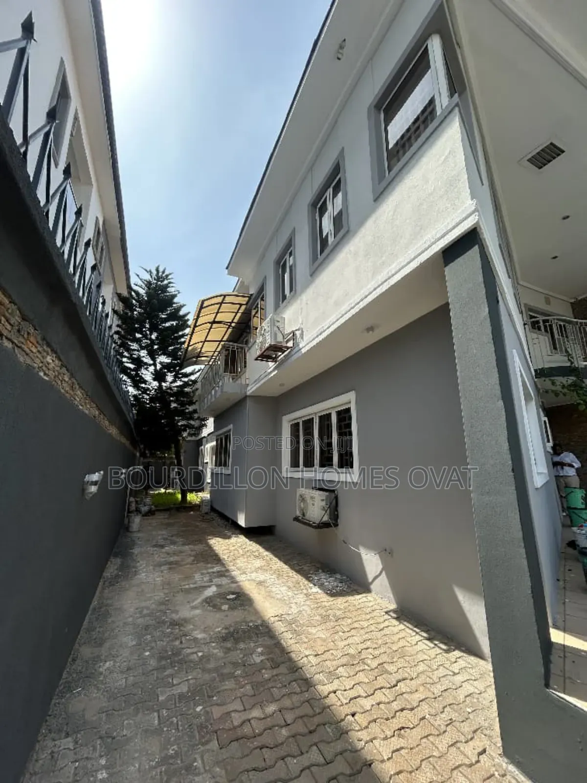 4bdrm Duplex in Lekki Phase 1 for rent in Lekki Phase 1