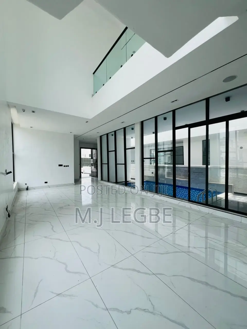 5bdrm Duplex in Ikota, Lekki for sale in Lekki
