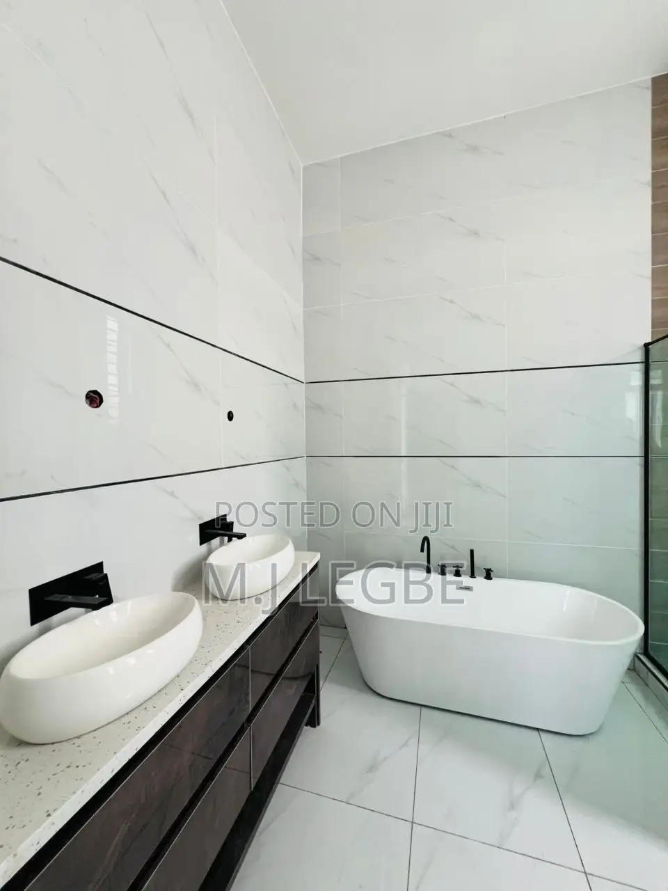 5bdrm Duplex in Ikota, Lekki for sale in Lekki