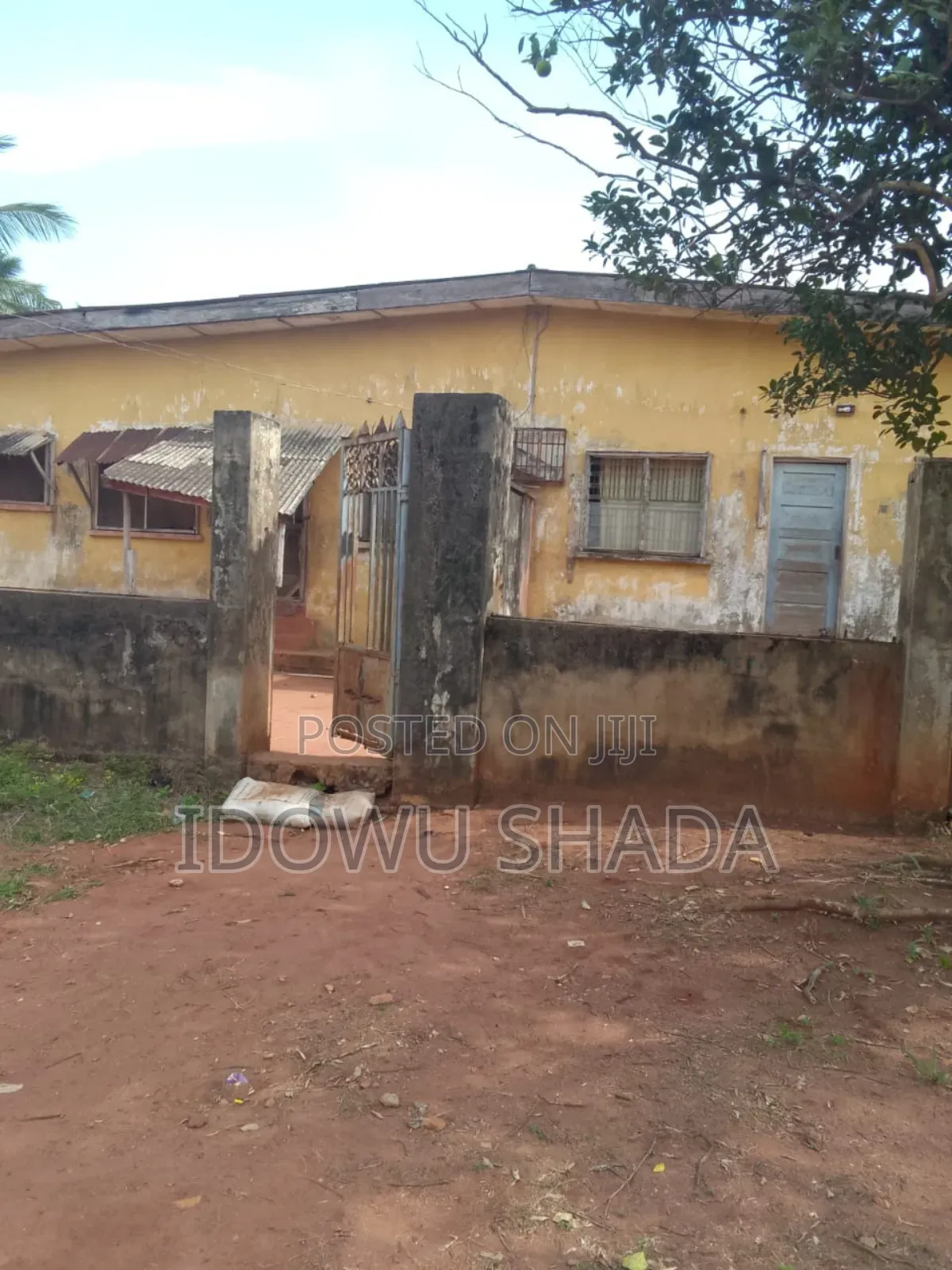 5bdrm Bungalow in Ikangba Estate, Ijebu Ode for sale in Ijebu Ode