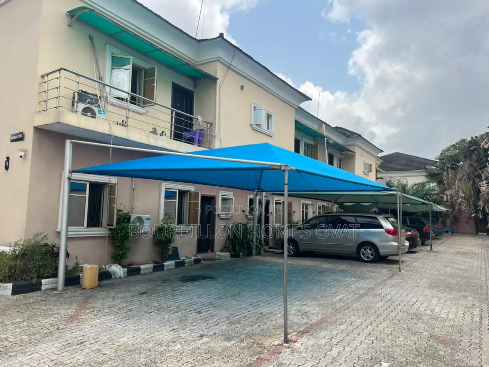 4bdrm Duplex in Chevron Lekki Lagos for sale in Chevron