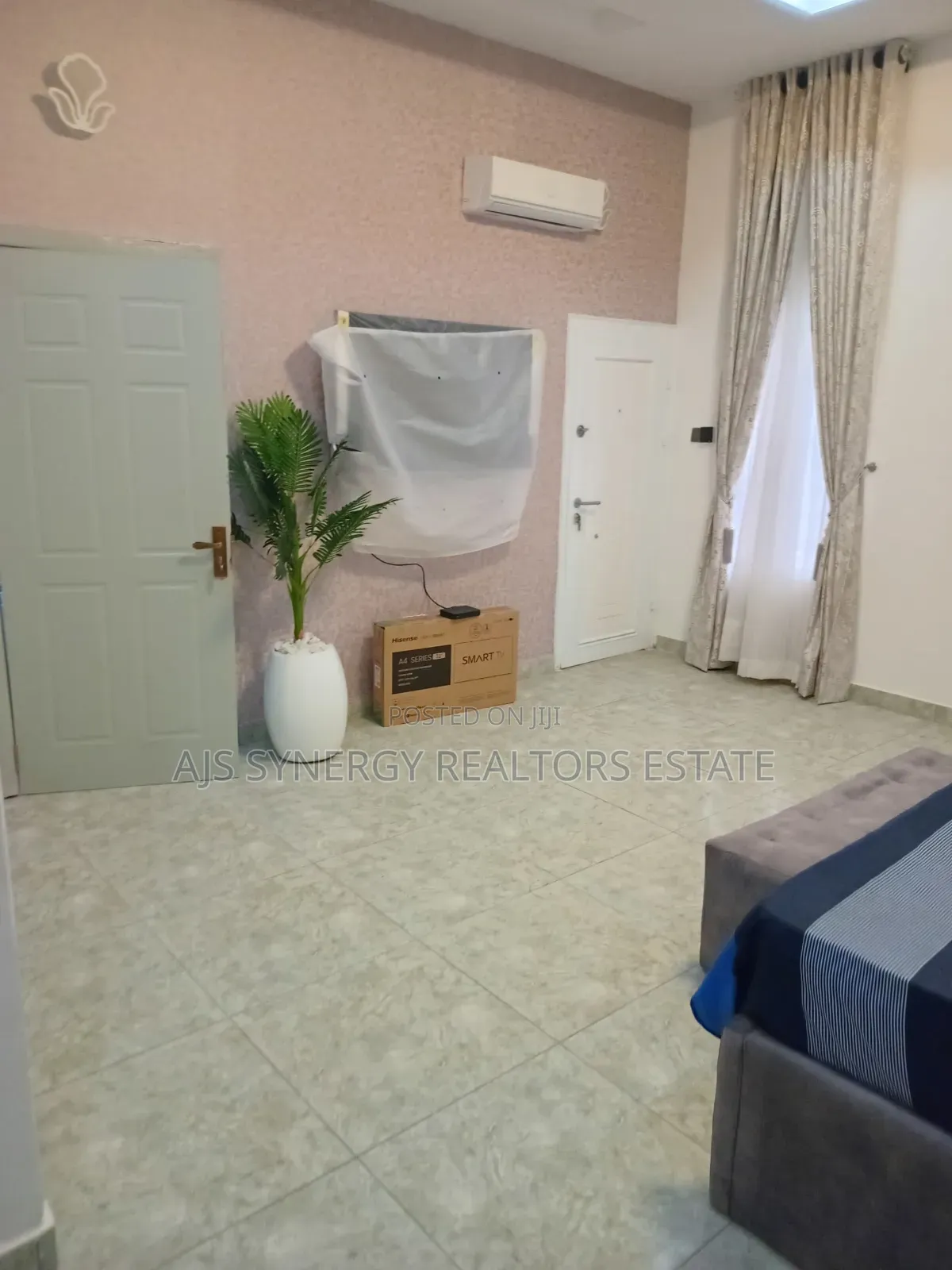 Furnished 4bdrm Duplex in Chevron for sale in Chevron