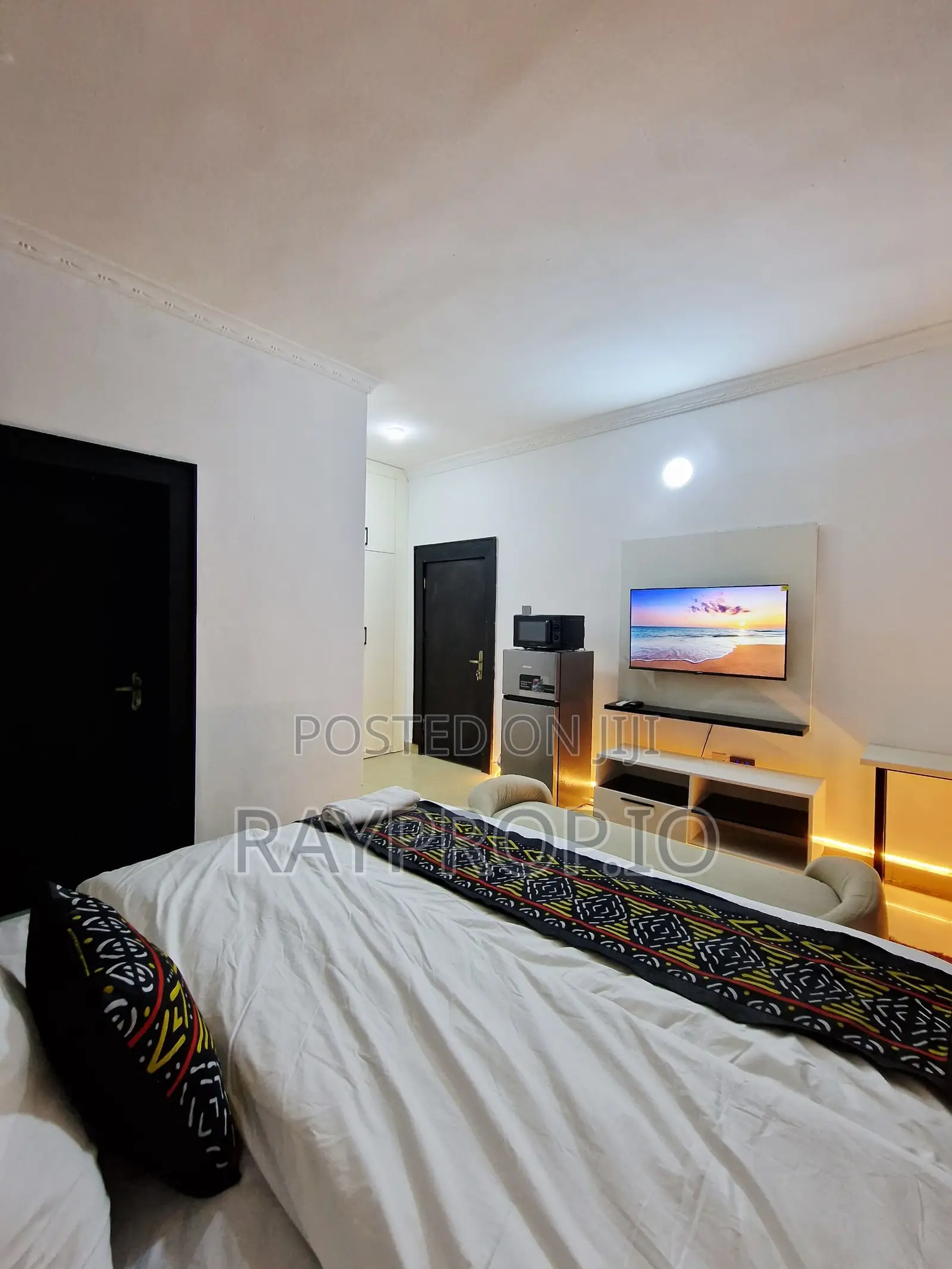 099630im - Studio Shortlet in Garki Abuja in Area 1