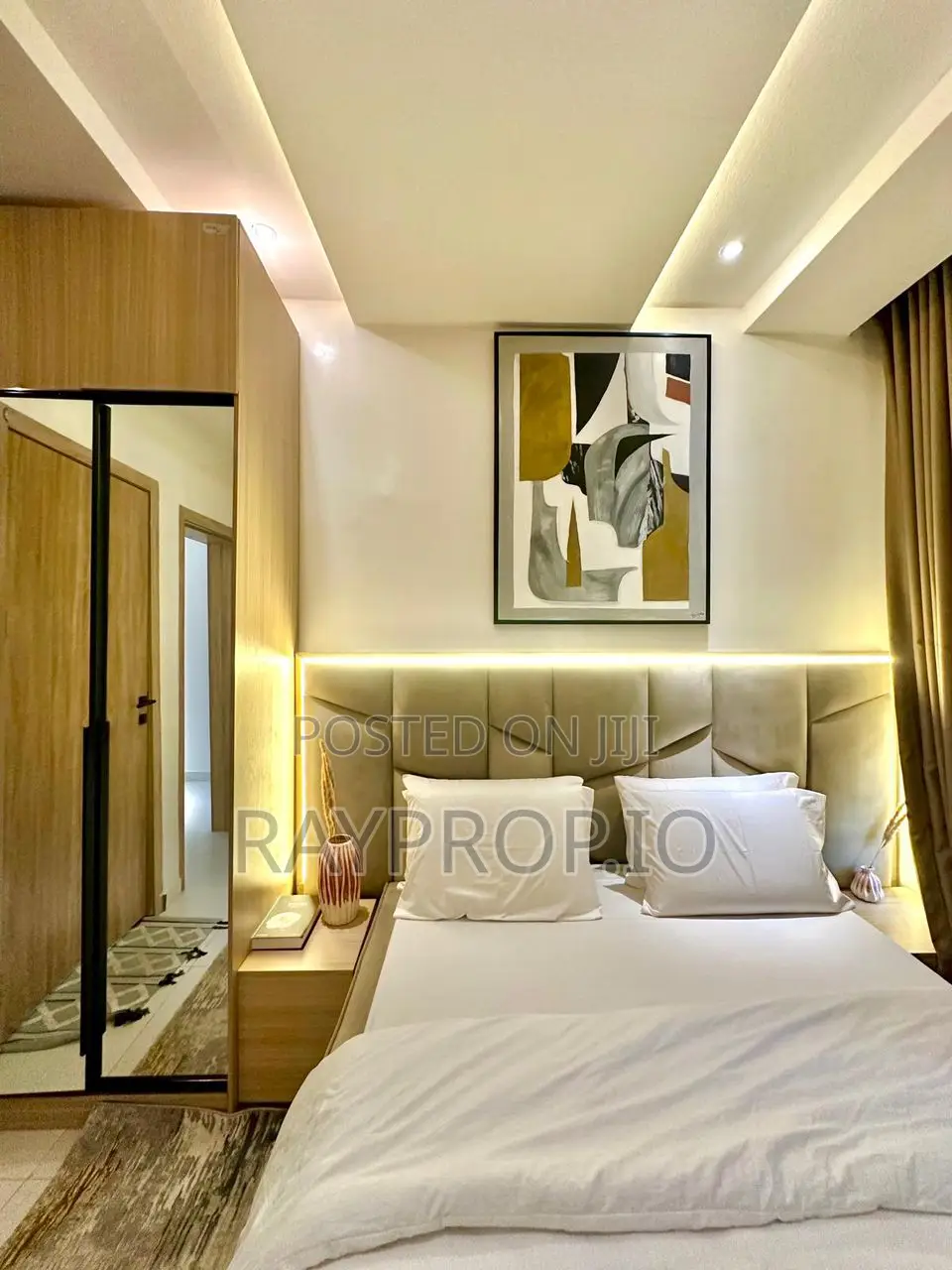 370668ey - 2 Bedroom Shortlet in Lekki Phase 1 in Lekki Phase 1