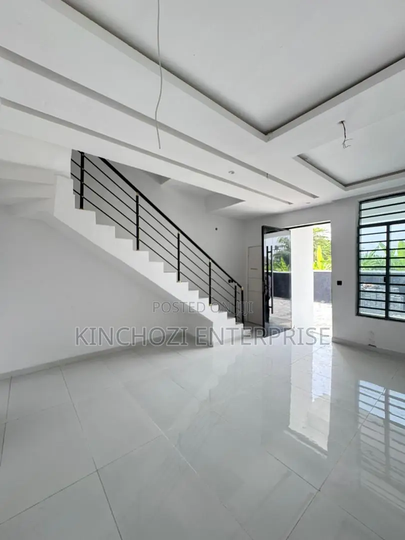 3bdrm Duplex in Rockvale Manors, Zone B for rent in Zone B