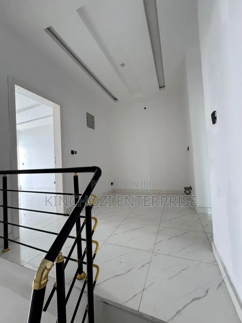 3bdrm Duplex in Rockvale Manors, Zone B for rent in Zone B