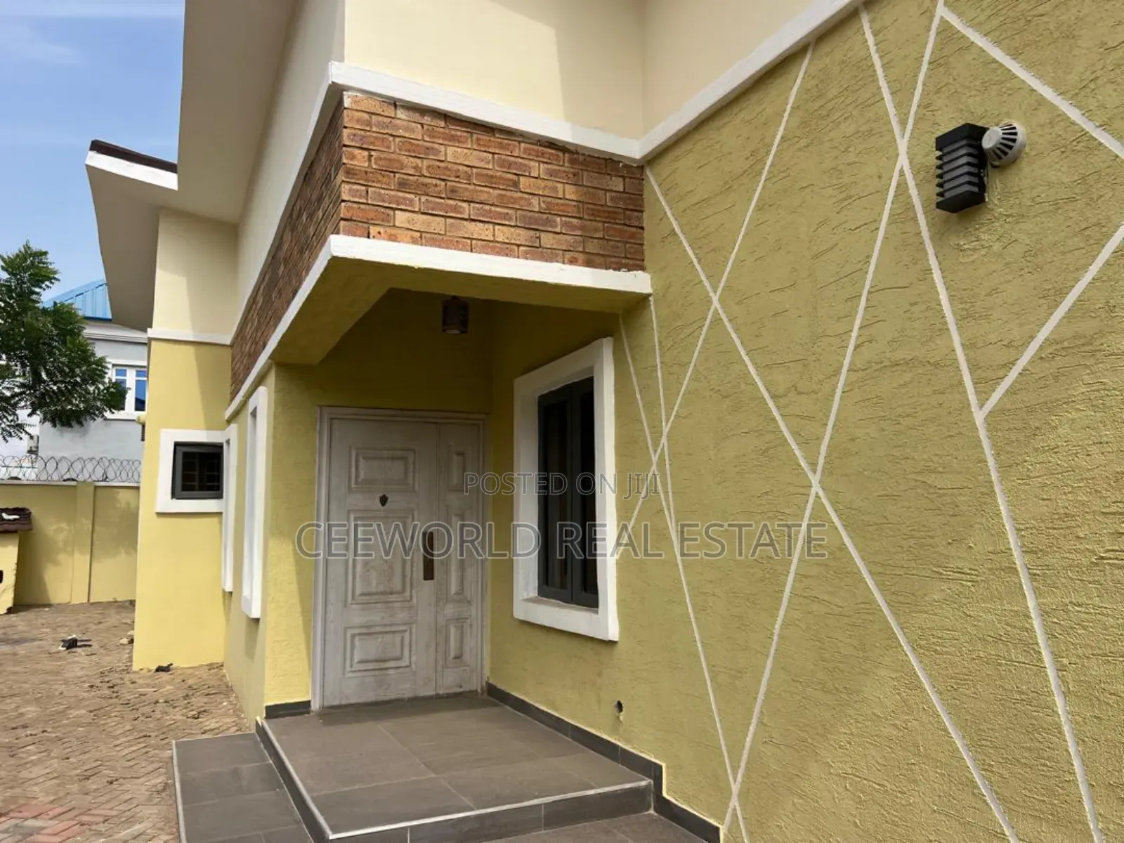 2bdrm Bungalow in Golden Palace, Akala Express for rent in Akala Express
