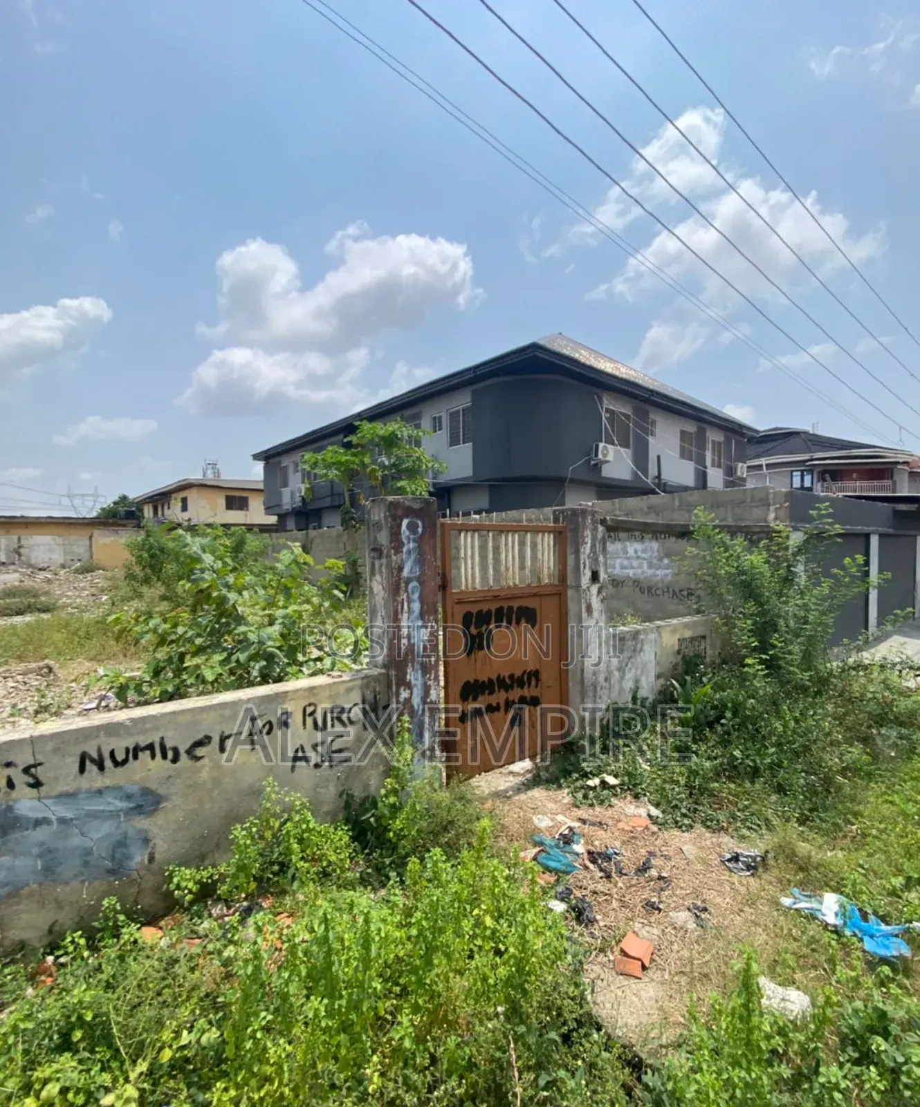Dry Plot of Land in Ago for Sale in Ago Palace