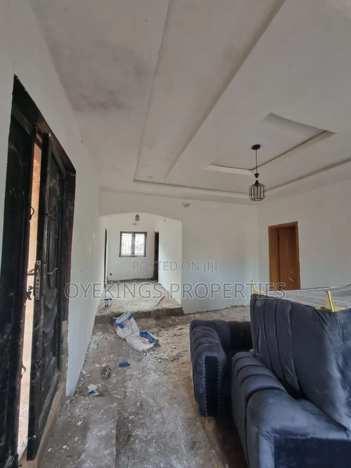 3bdrm Bungalow in Idi-Ope, Akala Express for sale in Akala Express