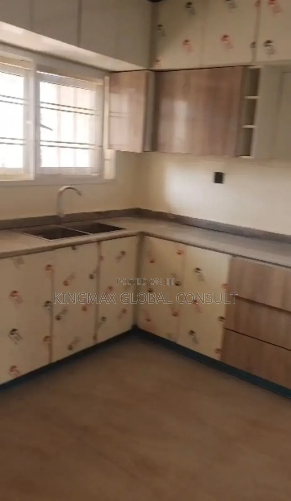 3bdrm Block of Flats in Life Camp Abuja for rent in Life Camp