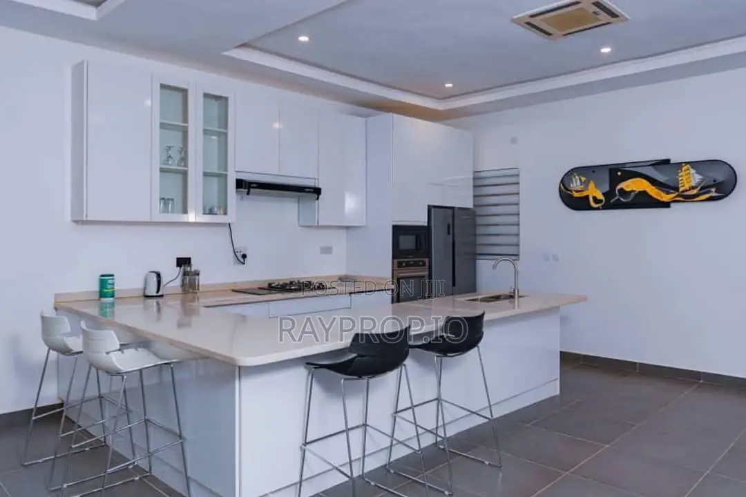 499045gg - 2 Bedroom Shortlet in Maitama in Maitama