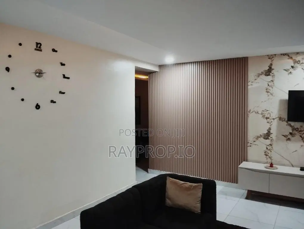 957310fo - 3 Bedroom Shortlet in Ibadan in Bodija