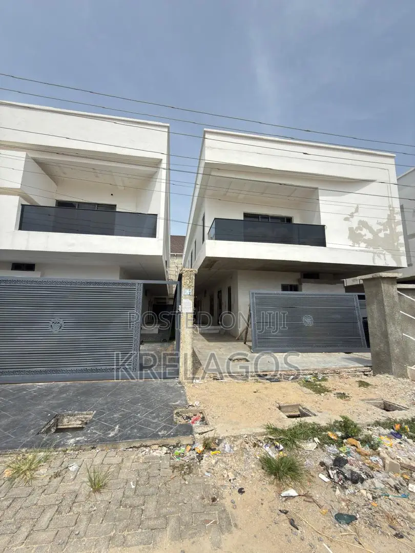 5bdrm Duplex in Ologolo for sale in Ologolo