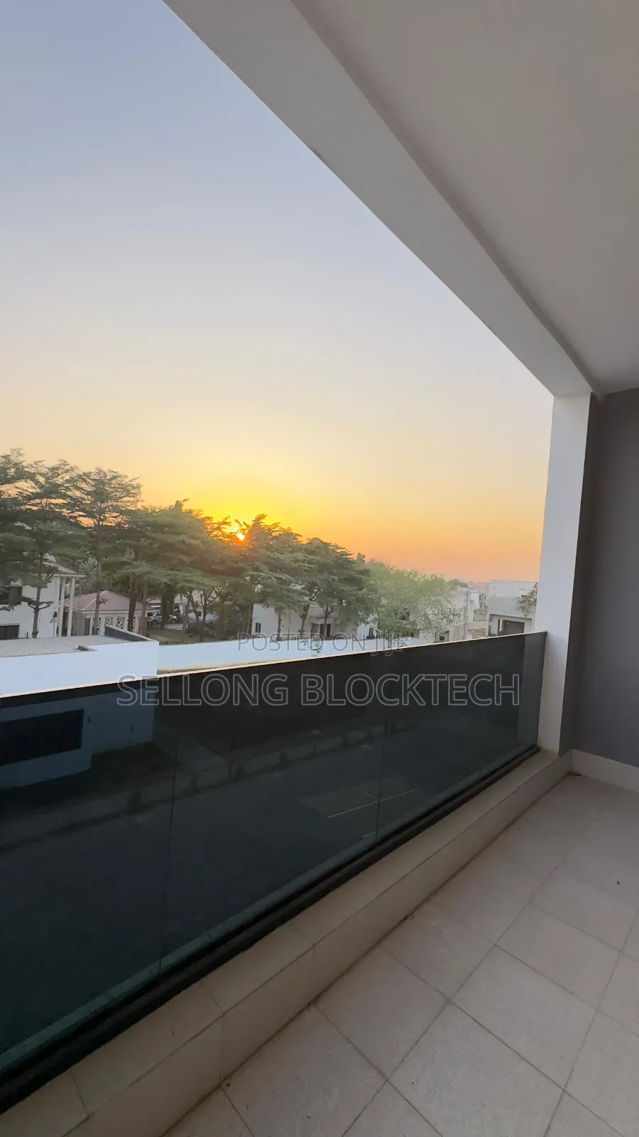 4bdrm Townhouse/Terrace in Guzape District for Sale in Mabushi